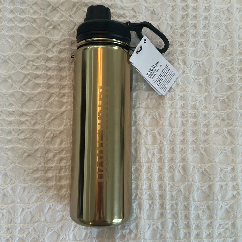 NWT Lululemon Back To Life Sports Bottle 24oz Shine Gold/Black - Picture 4 of 5